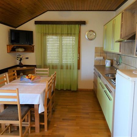 Apartmani Crikvenica 30080 - Libuska Szoba fotó