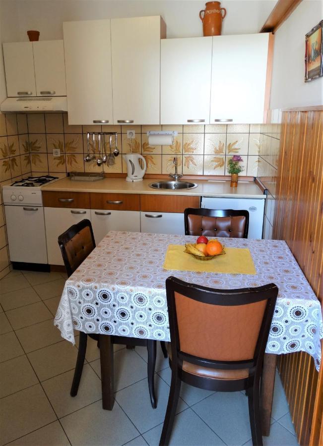 Apartmani Crikvenica 30080 - Libuska Szoba fotó