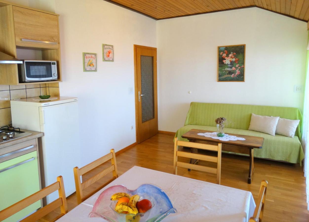 Apartmani Crikvenica 30080 - Libuska Szoba fotó